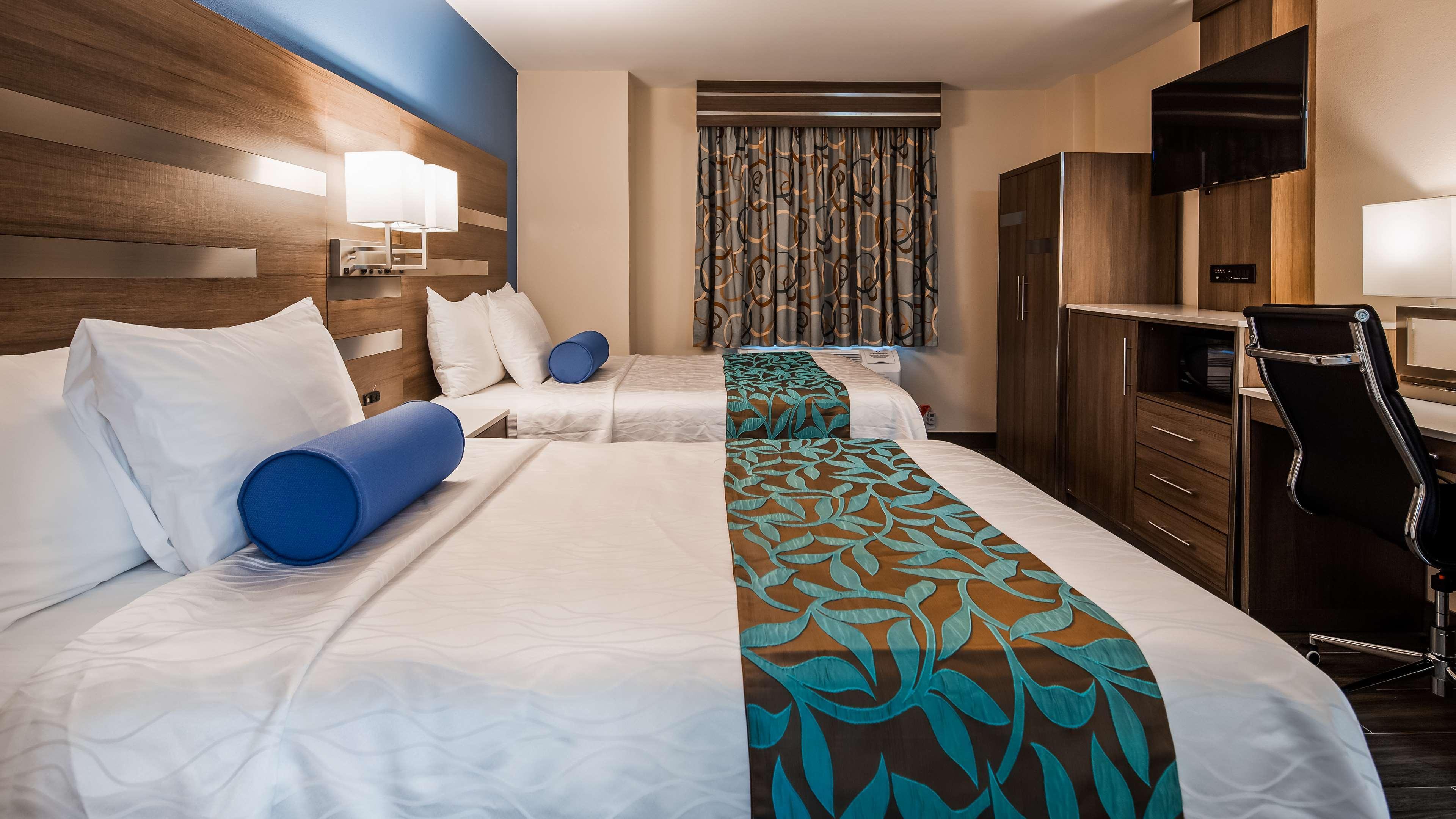 Best Western Plus Stadium Inn New York Extérieur photo